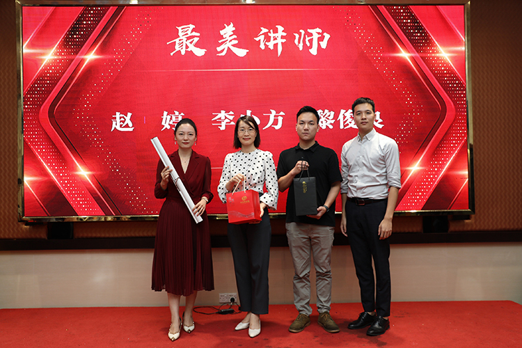 乐鱼官方网站,乐鱼leyu(中国)
大学